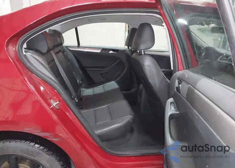 2017 Volkswagen Jetta 1.4T Se z USA, uszkodzony, nr VIN 3VWDB7AJ1HM245827